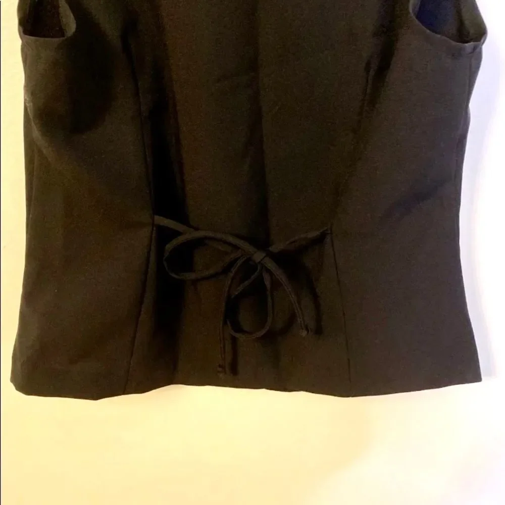 Vintage 1990s Scalloped‎ Edge Pearl Button Vest